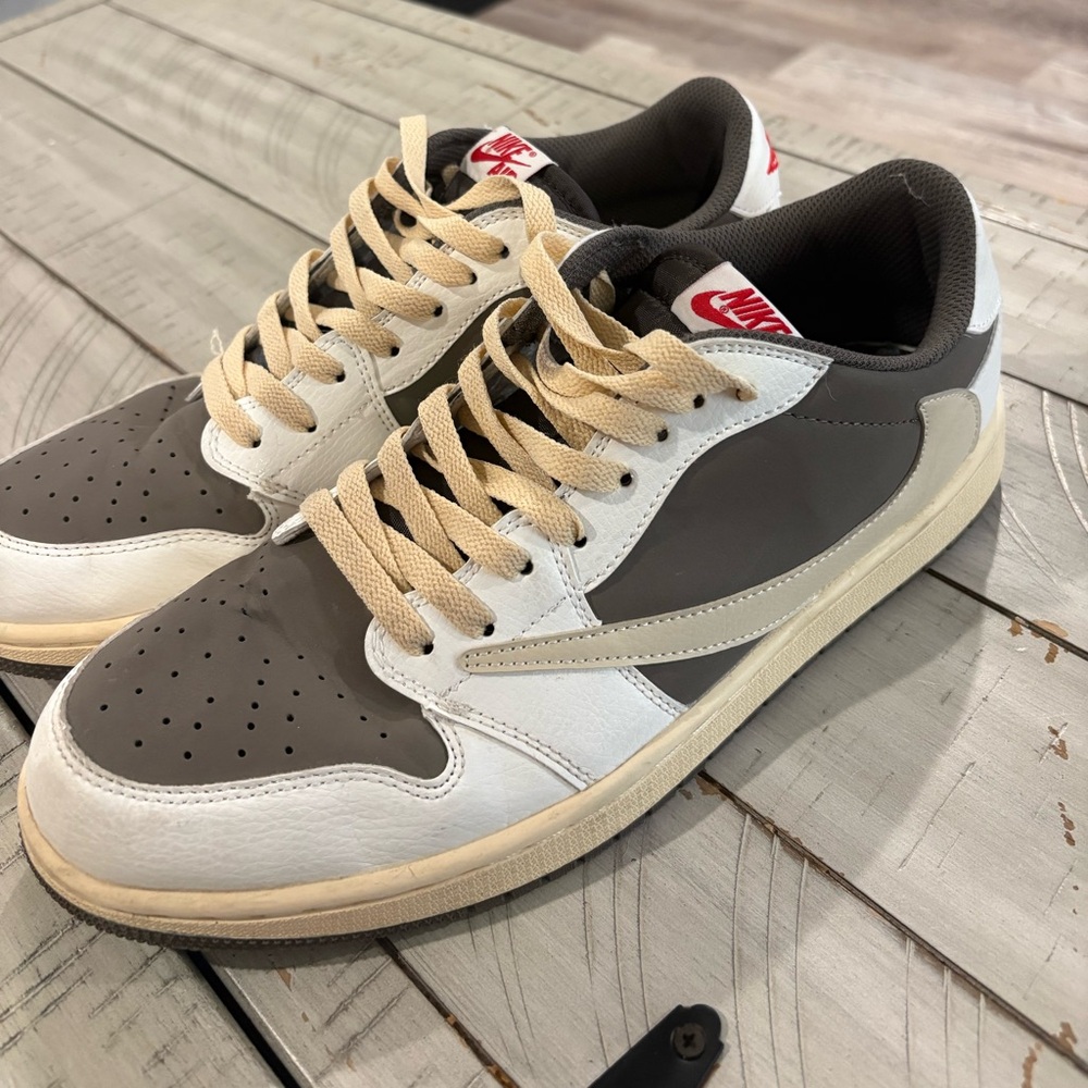Men’s Air Jordan 1 Low OG x Travis Scott (Reverse Mocha)